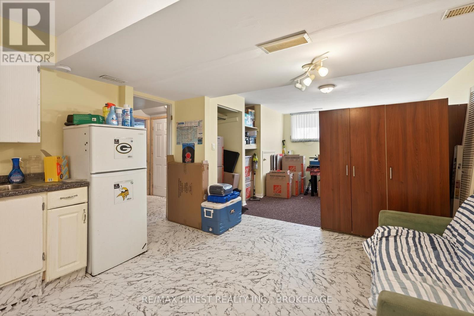 706 HIGH GATE PARK DRIVE - 36