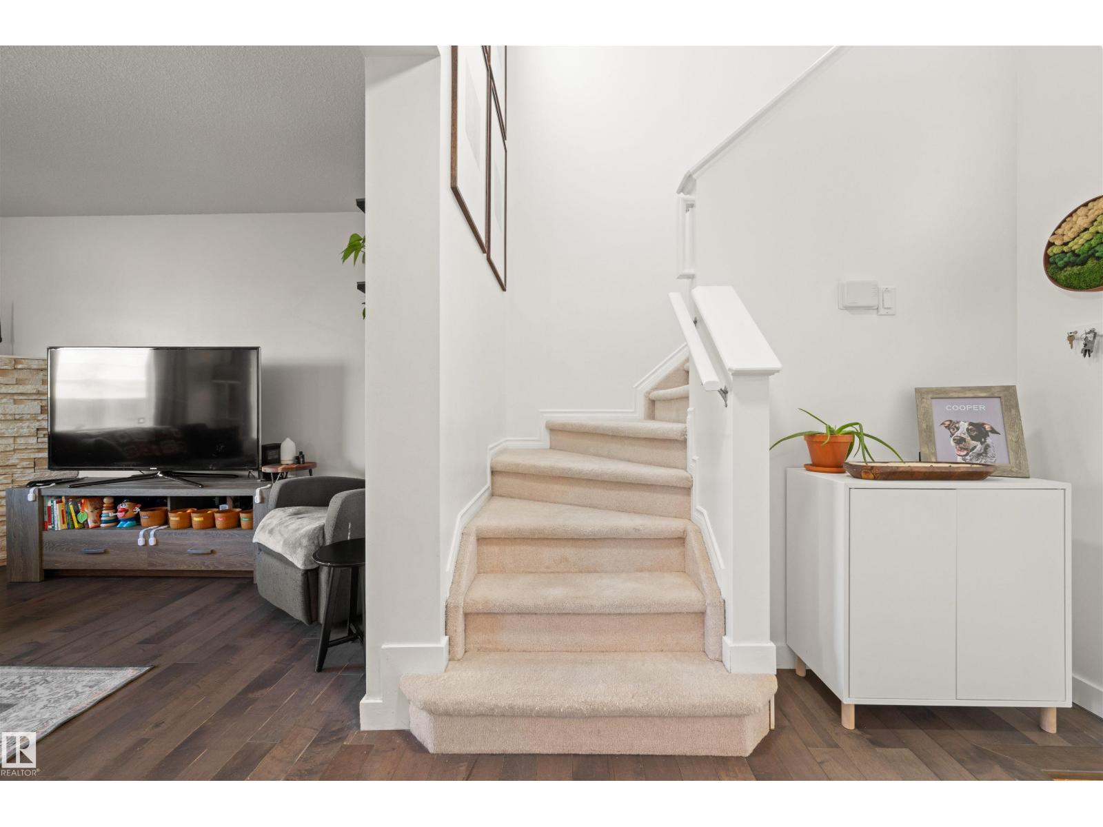 21324 46 AV NW - 12