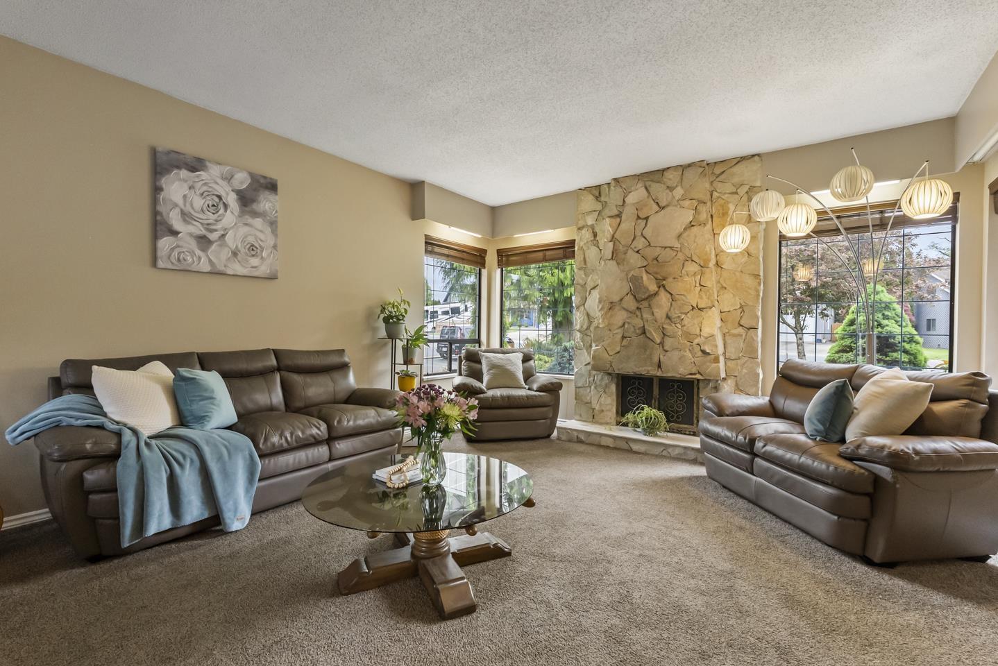 6135 SUNWOOD Drive, Delta