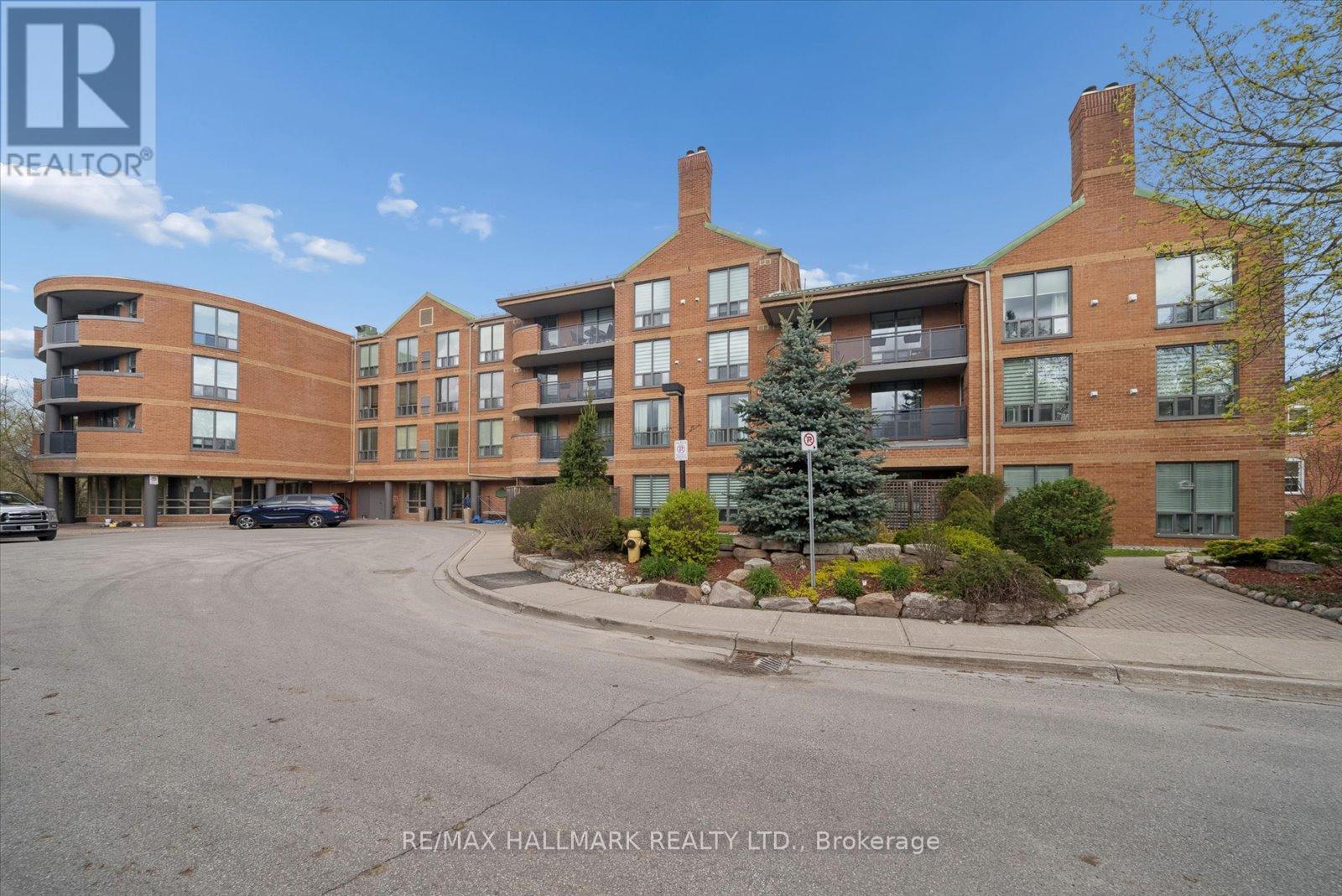 #302 30 WILSON STREET - 2