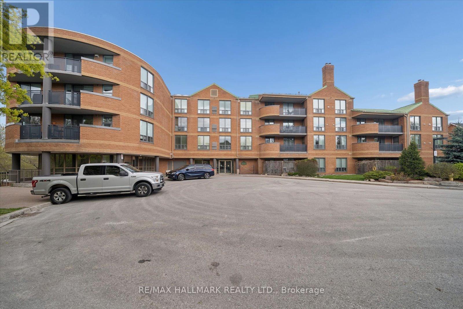 #302 30 WILSON STREET - 3