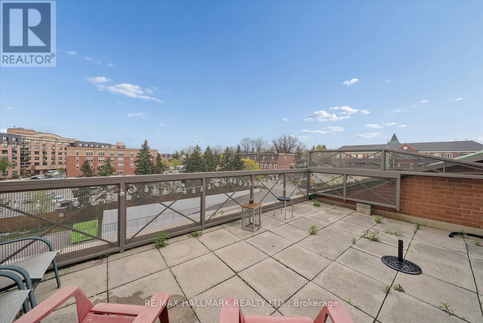 #302 30 WILSON STREET - 40