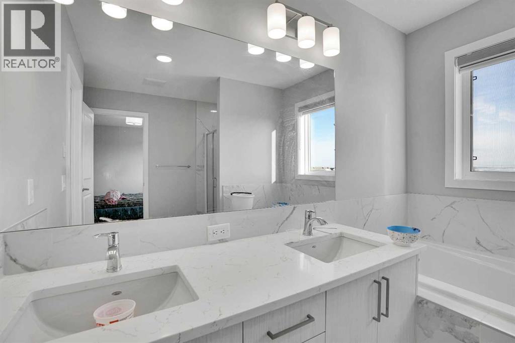 210 Lucas Close NW — photo 29