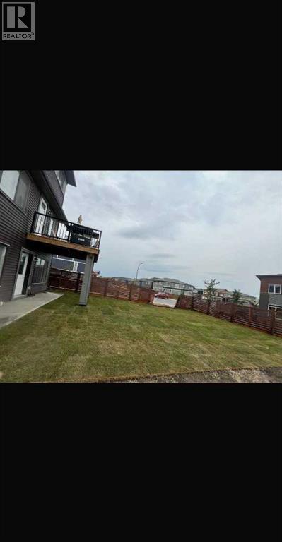 210 Lucas Close NW — photo 36