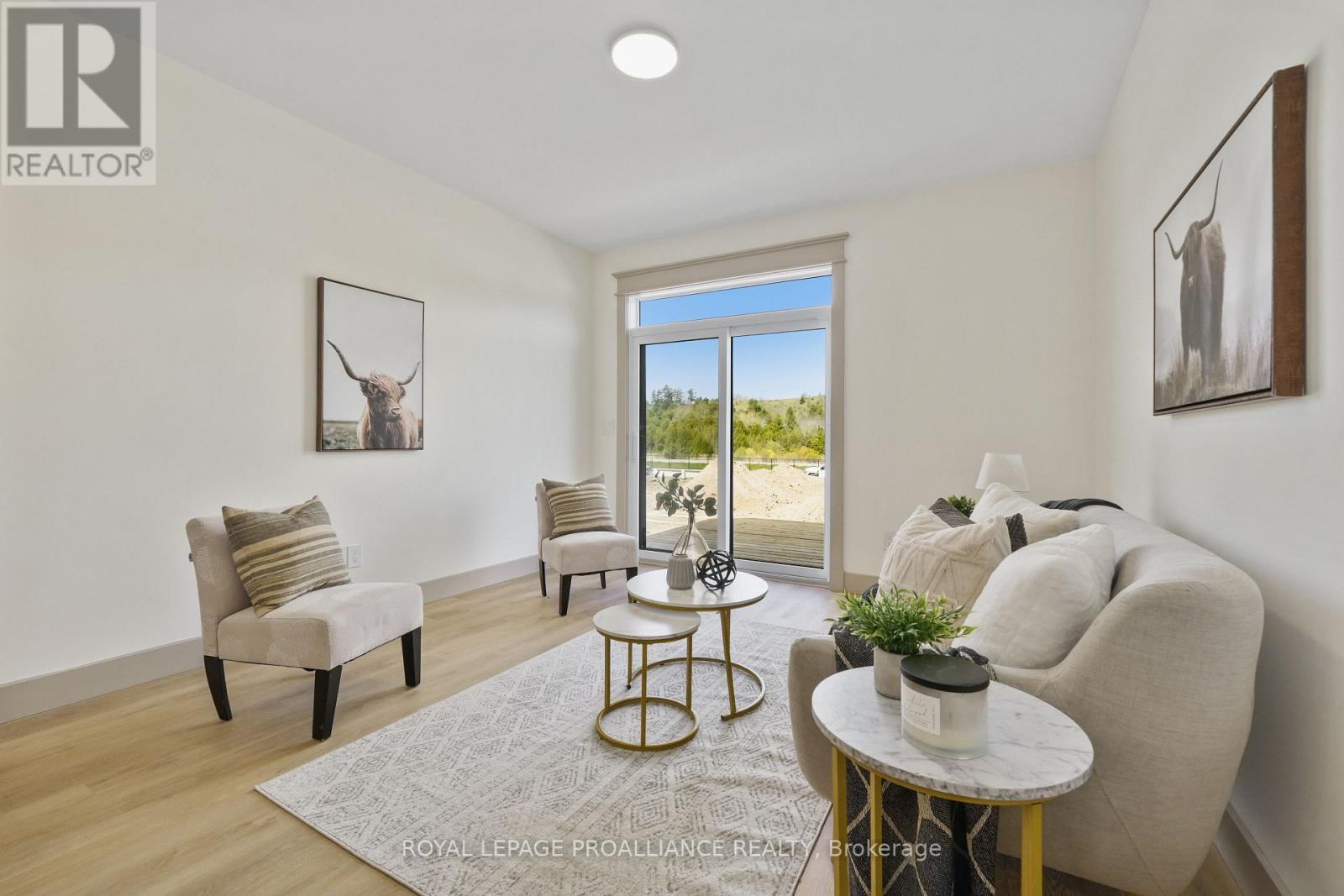27 HOLLINGSWORTH STREET - 22