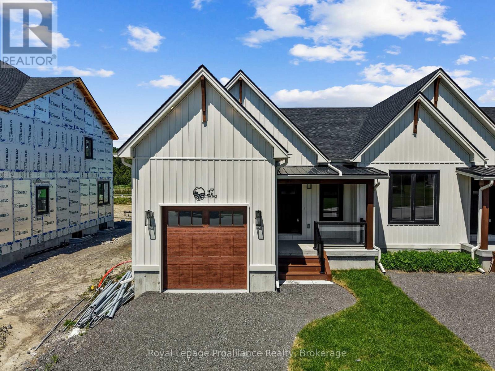 27 HOLLINGSWORTH STREET - 3