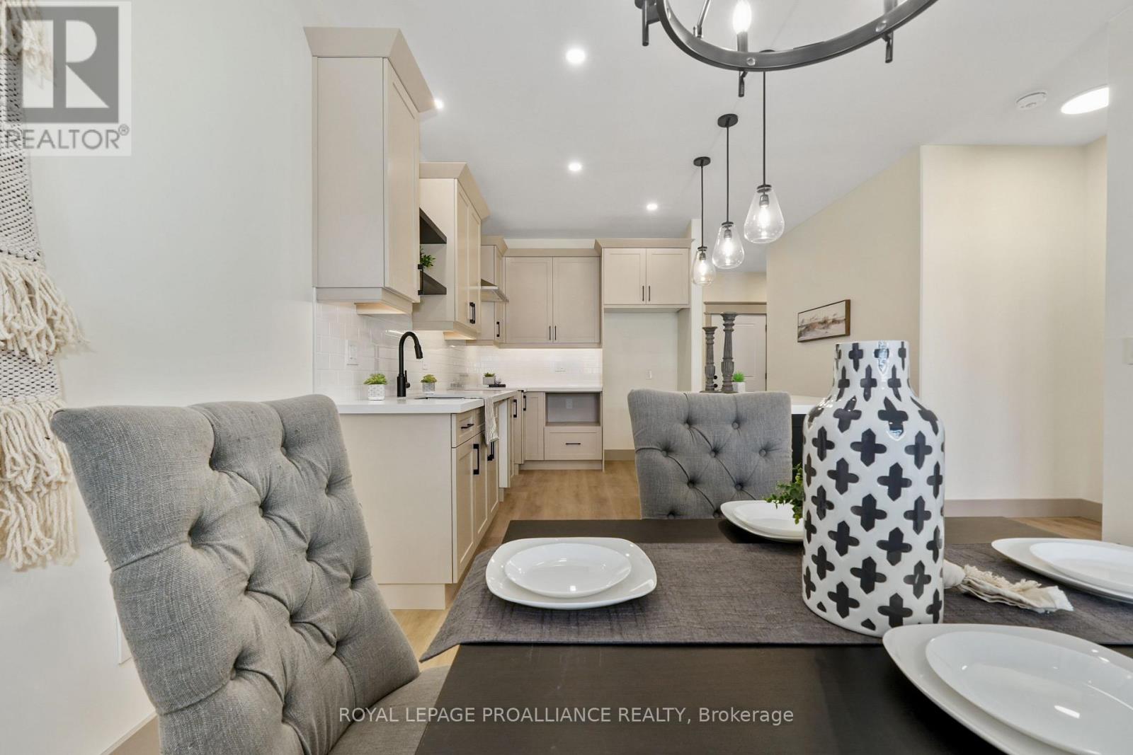 27 HOLLINGSWORTH STREET - 21