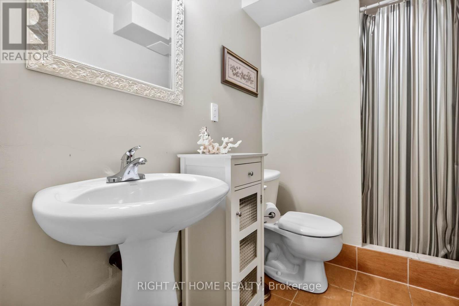 5956 RAYSHAW CRESCENT - 31