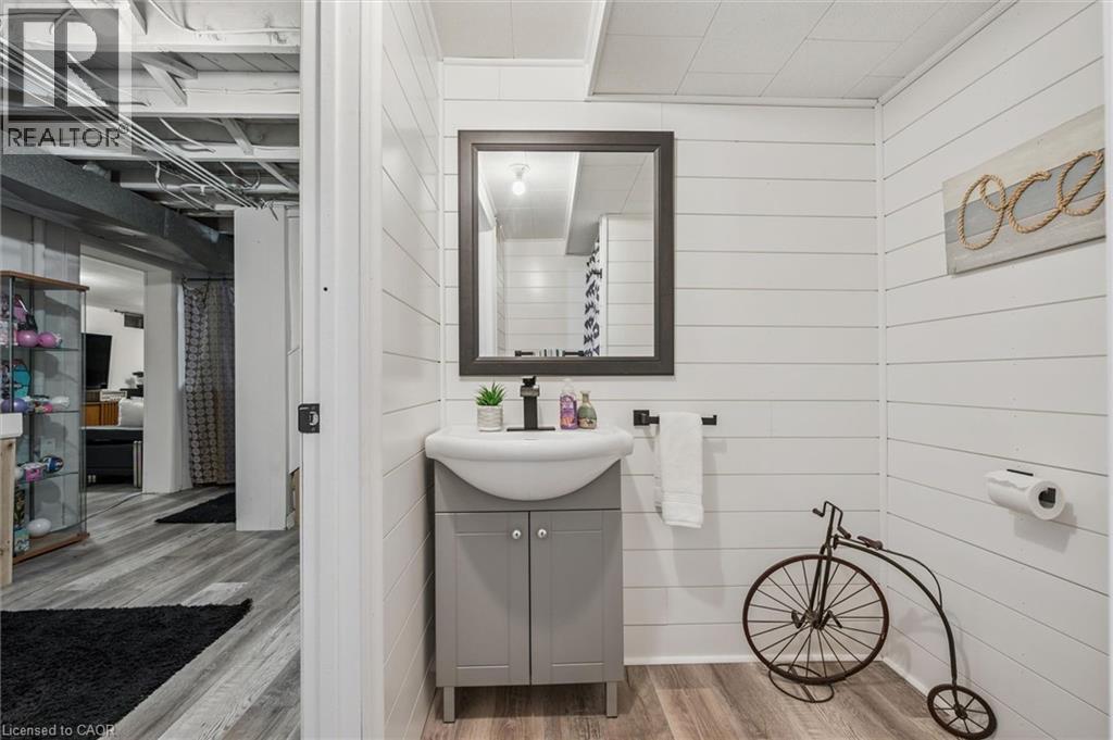 1183 HOMUTH Avenue, Cambridge, Ontario, N3H2C8 — Photo 6