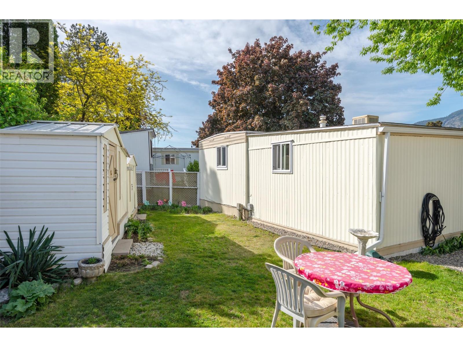 #26 197 Dauphin Avenue - 34