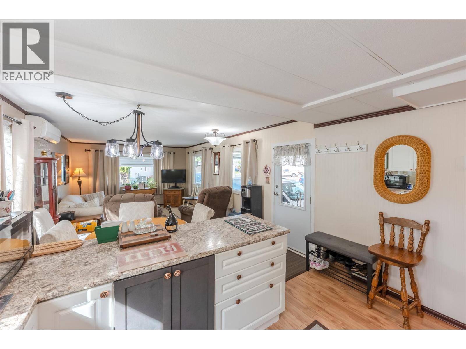 #26 197 Dauphin Avenue - 14