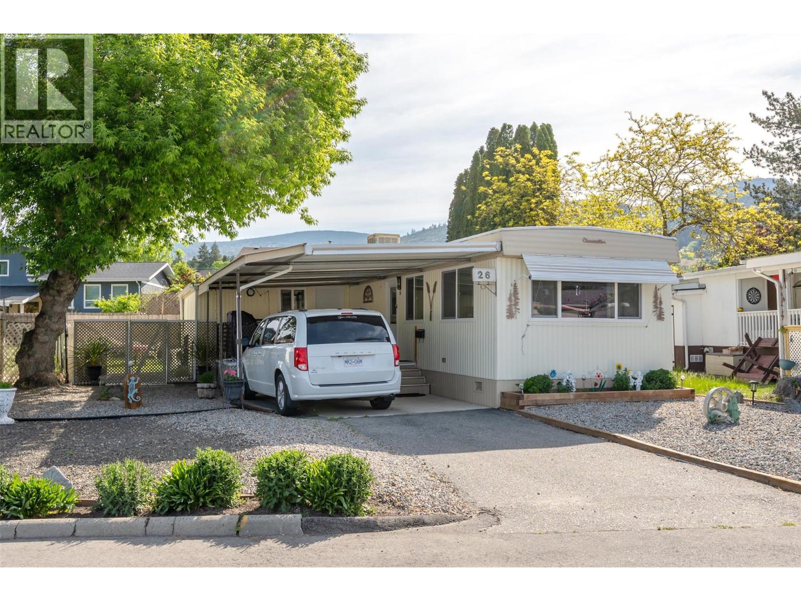#26 197 Dauphin Avenue - 42