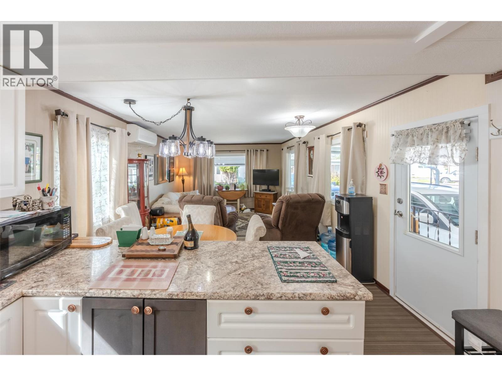 #26 197 Dauphin Avenue - 15