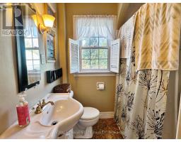 Primary Bedroom - 618 Pine Street, Haldimand, ON N1A2M2 Photo 10