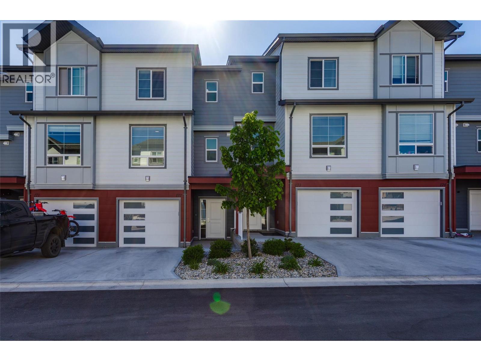 172 4025 Gellatly Road South, West Kelowna