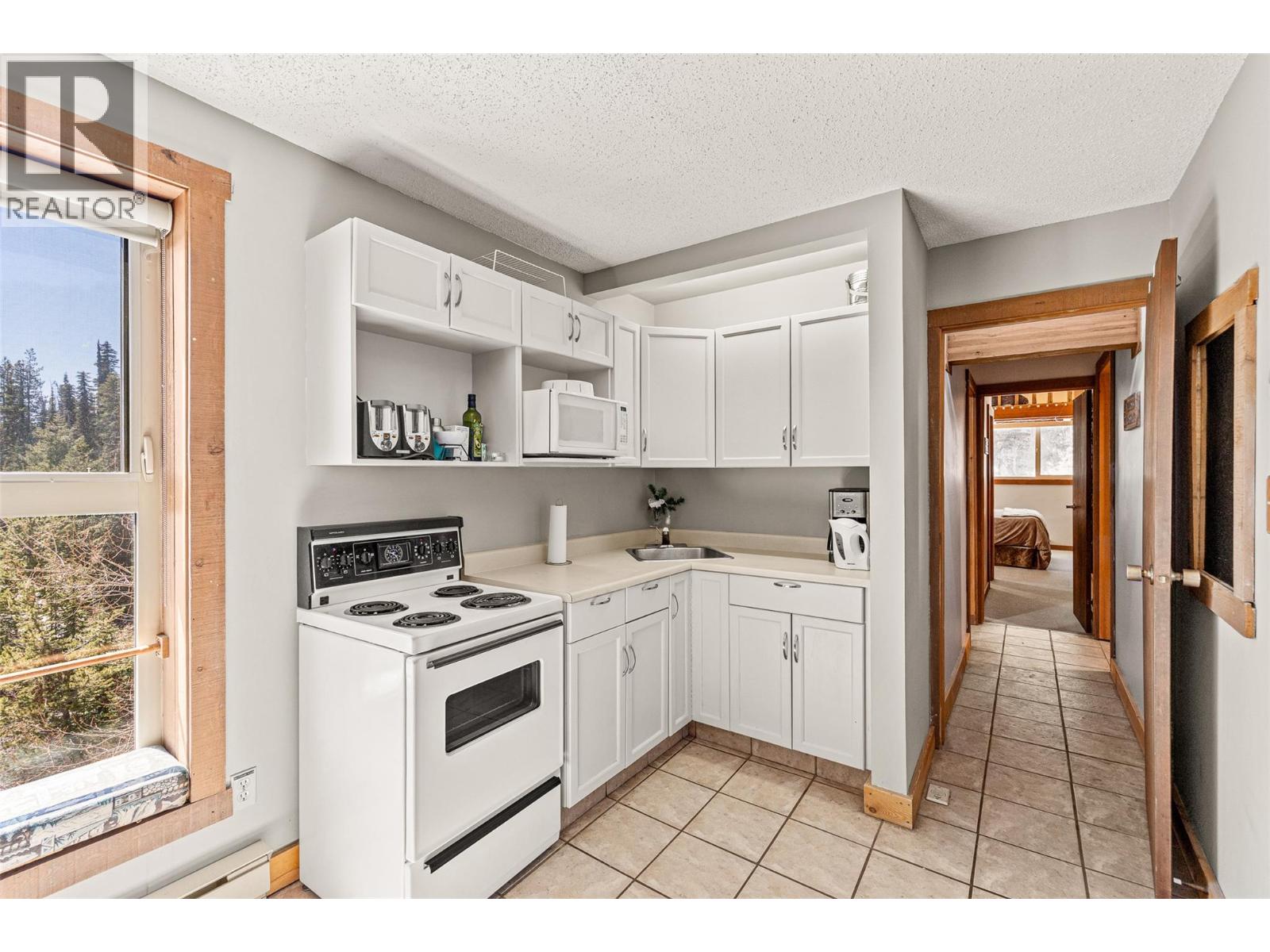 #610 7470 Porcupine Road - 31