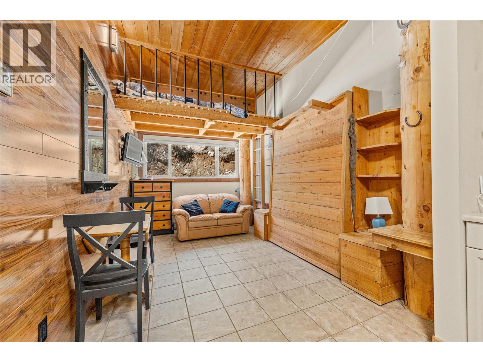 #610 7470 Porcupine Road - 39