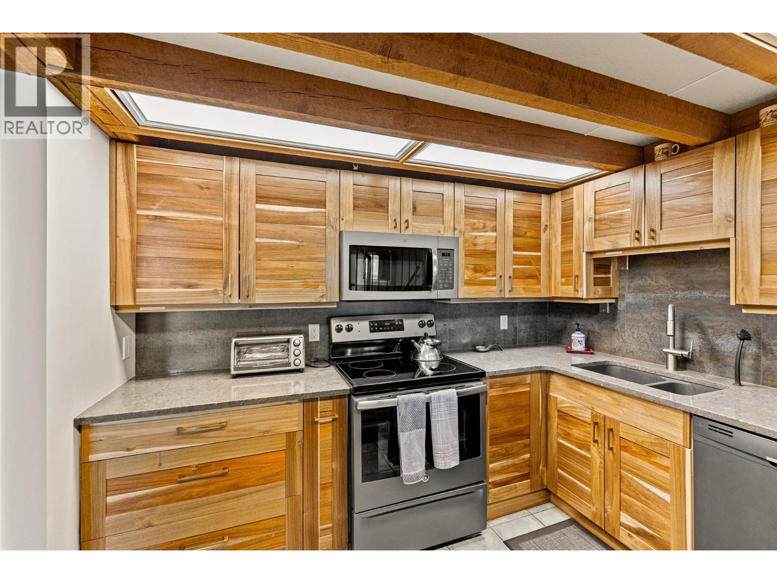 #610 7470 Porcupine Road - 5