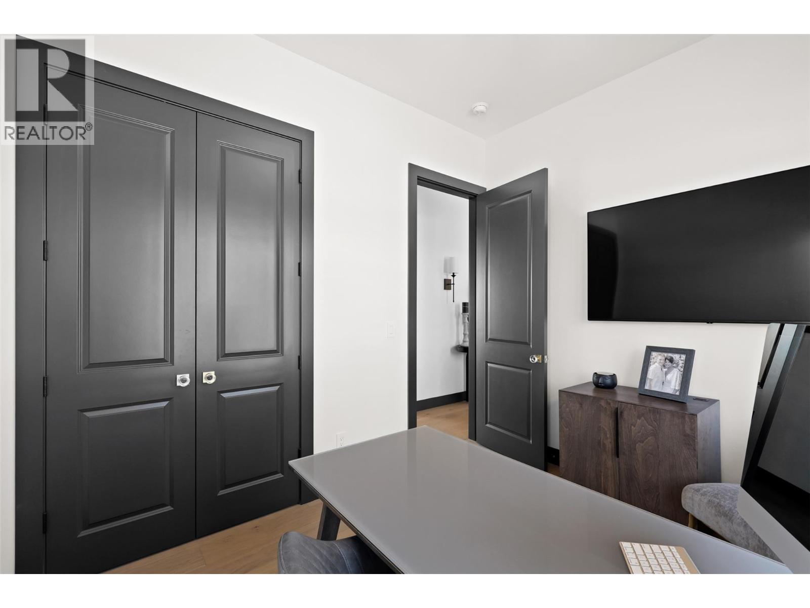 115 Lake Point Court - 33