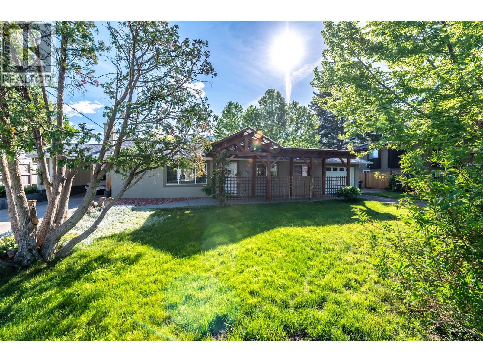 1080 MORNINGSTAR Road, Oliver