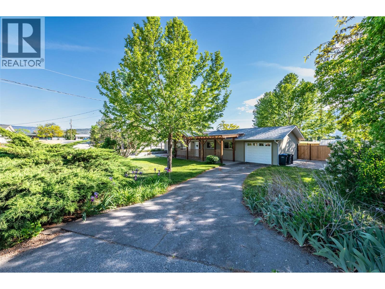 1080 MORNINGSTAR Road, Oliver