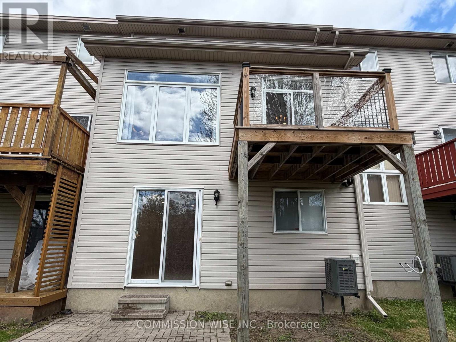 82 CARWOOD CIRCLE - 33