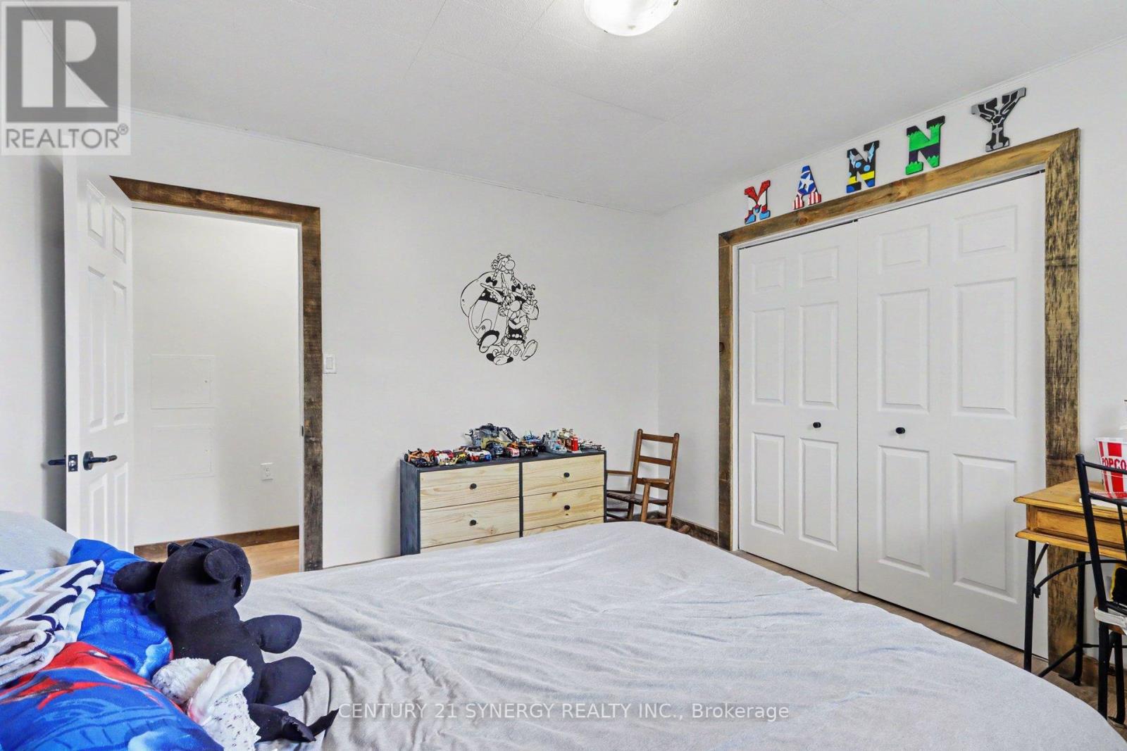 130 SAUMURE CIRCLE - 17