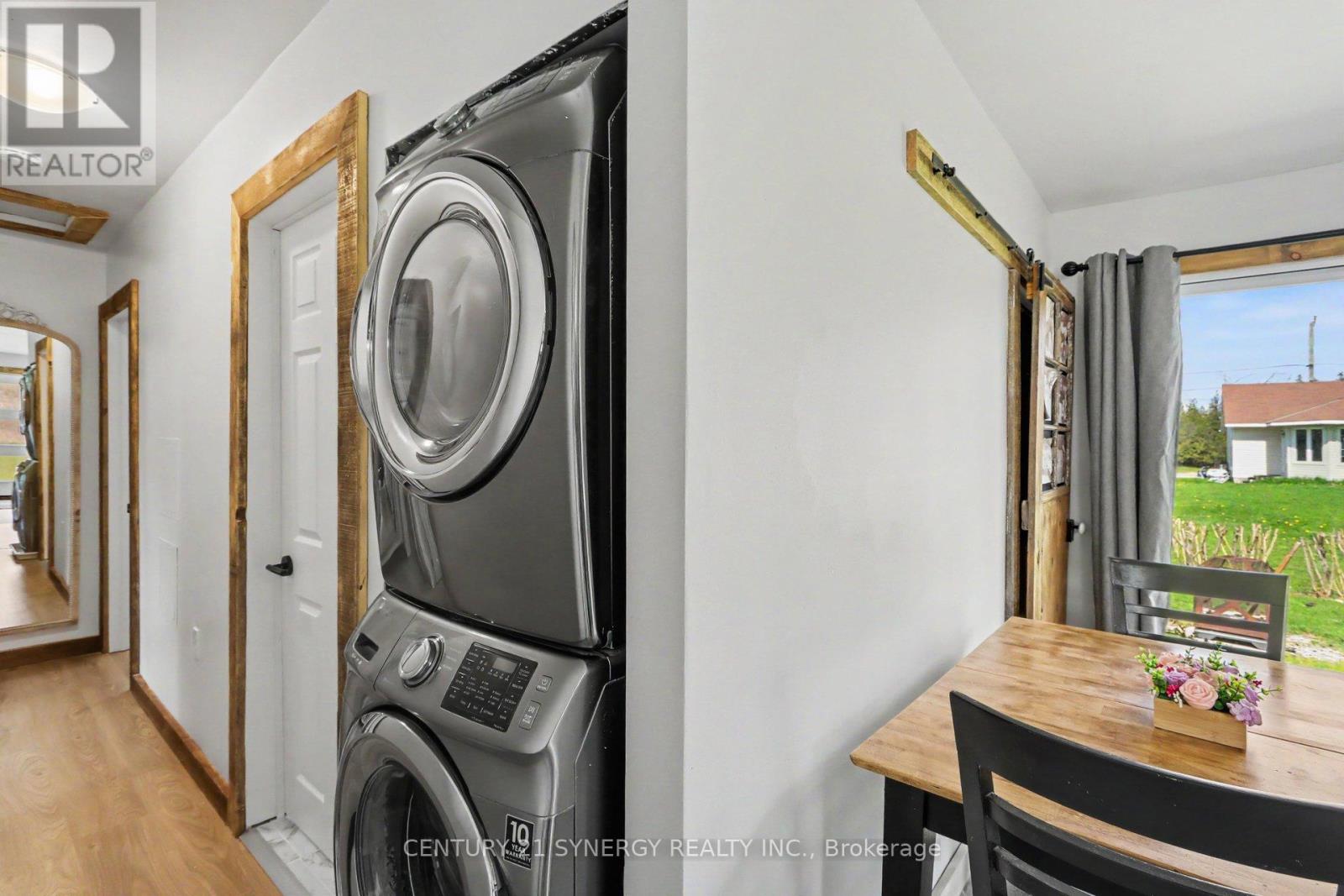 130 SAUMURE CIRCLE - 9