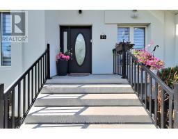 96 Searle Avenue, Toronto, ON M3H4A7 Photo 30