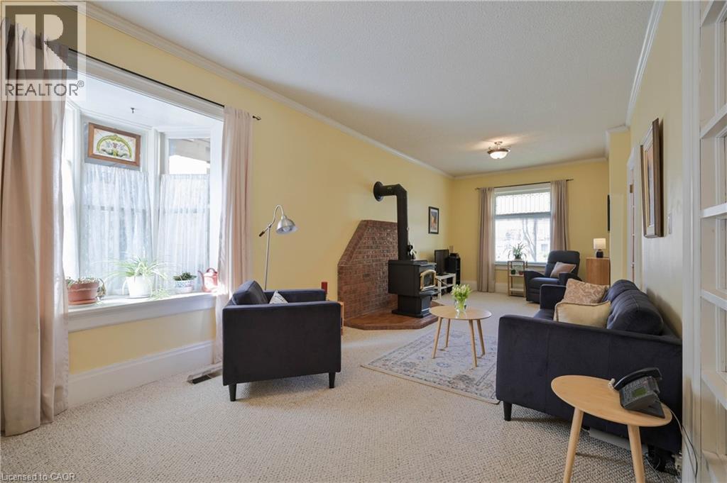 25 AHRENS Street W, Kitchener, Ontario, N2H4B6 — Photo 32