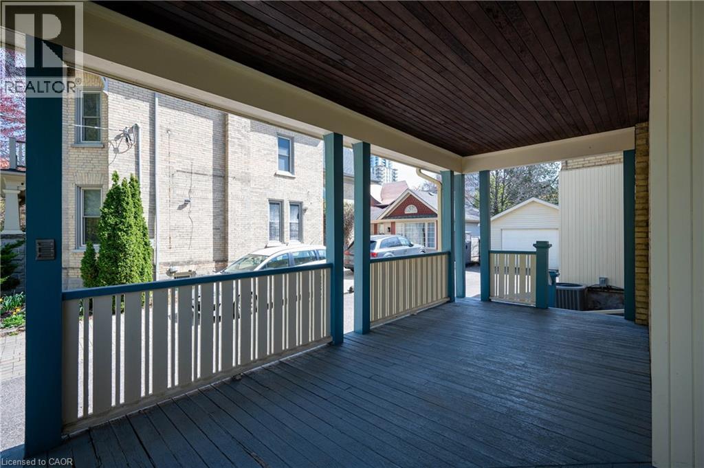25 AHRENS Street W, Kitchener, Ontario, N2H4B6 — Photo 29