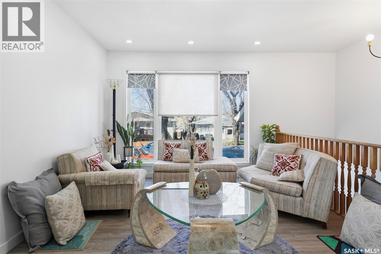 408 L AVENUE N - Image 2