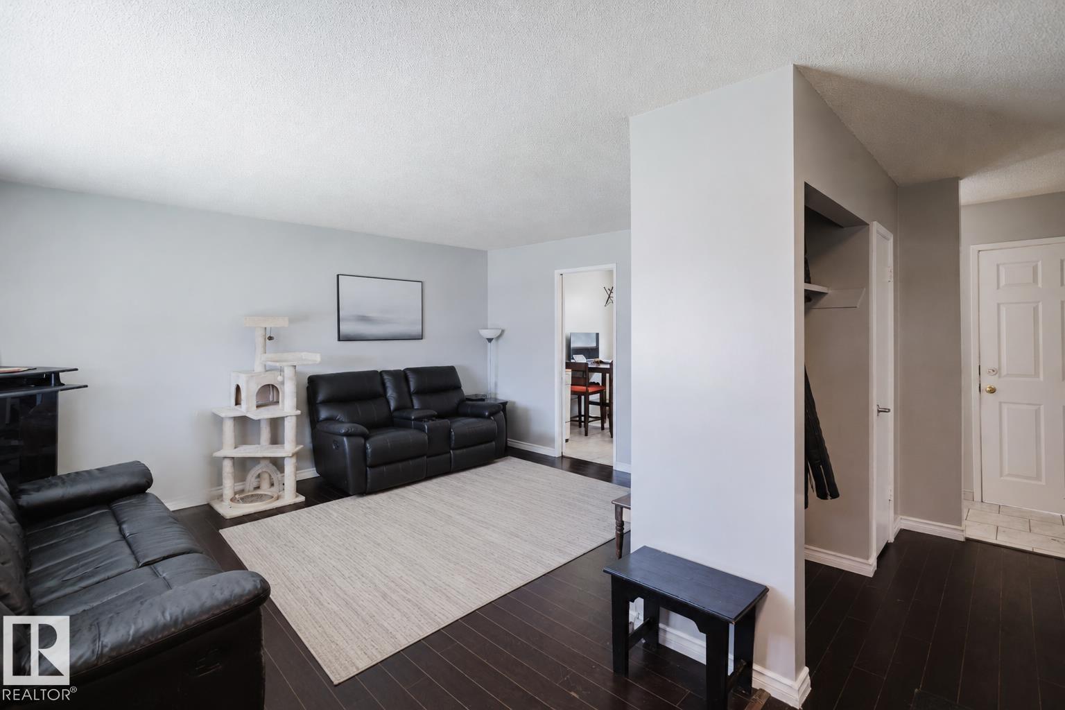10325 152 ST NW, Edmonton