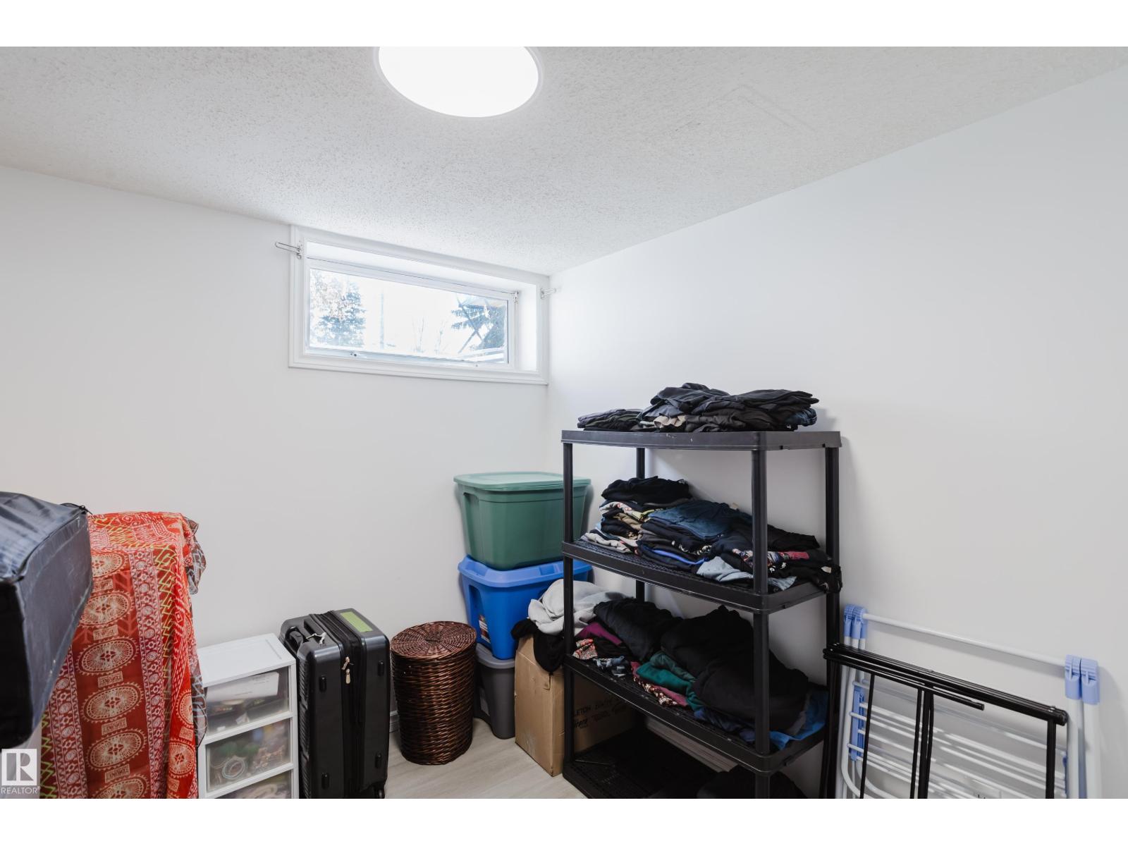 10325 152 ST NW, Edmonton