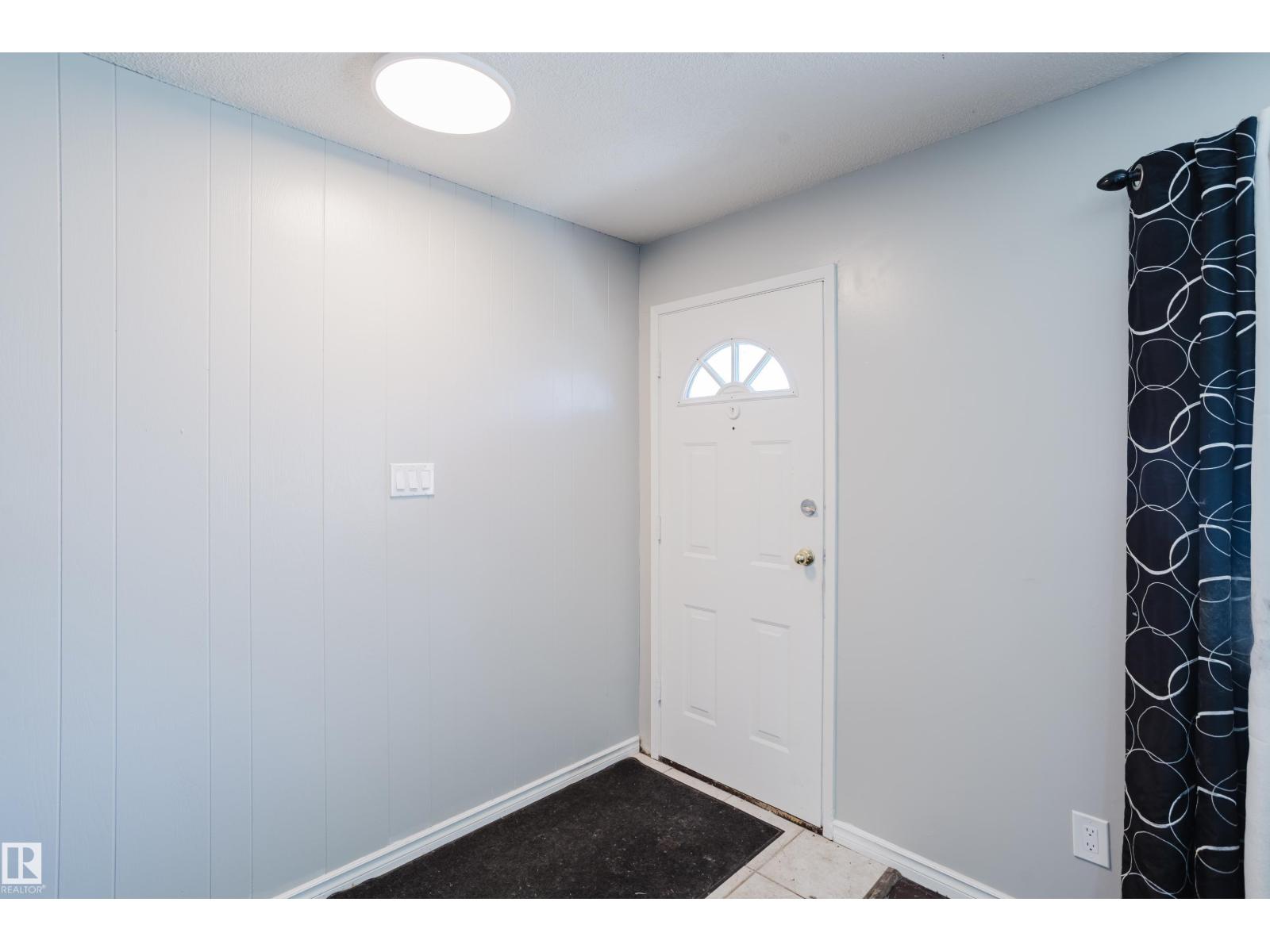 10325 152 ST NW - 2