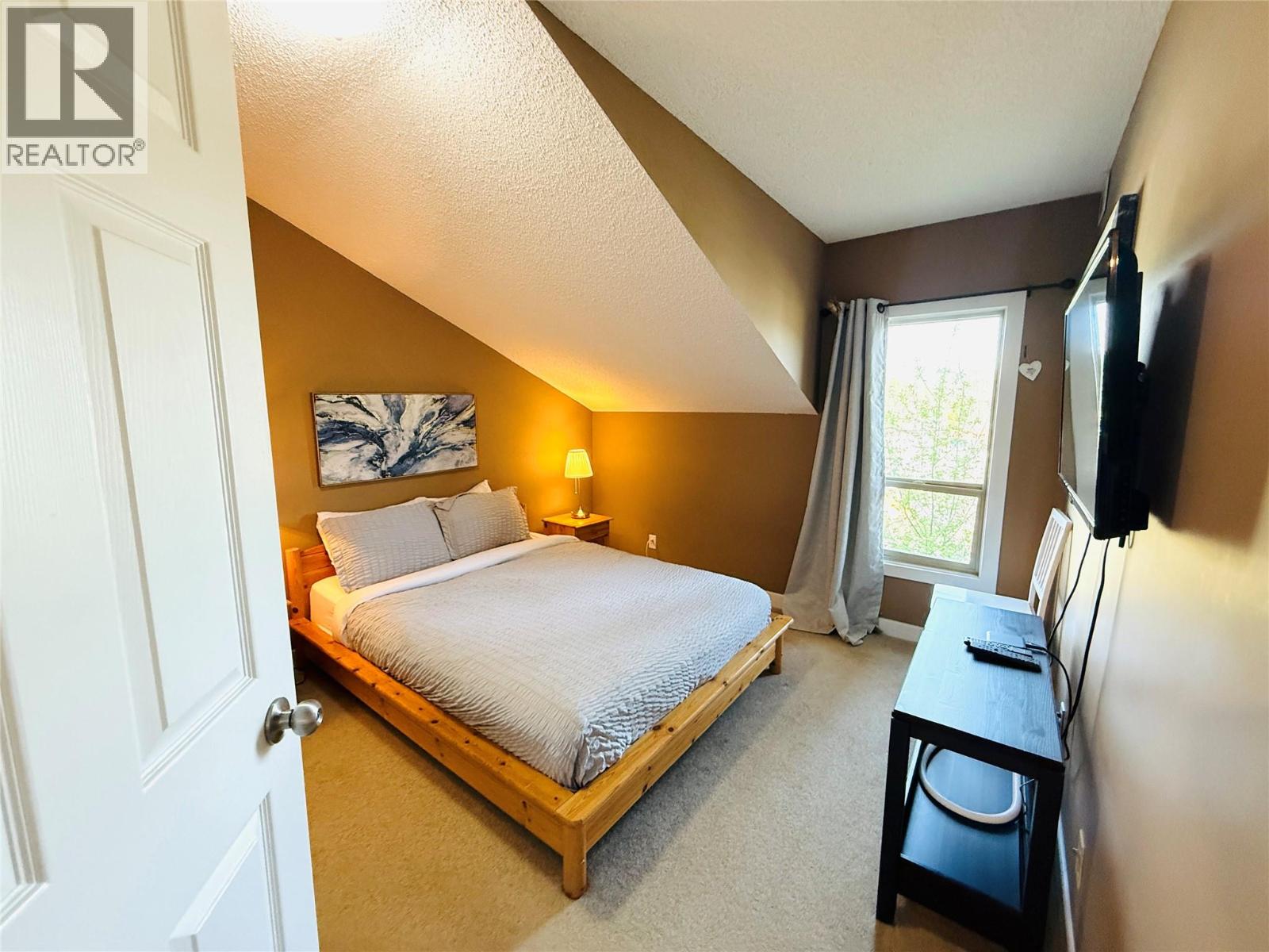 205 Third Avenue Unit# 3412, Invermere
