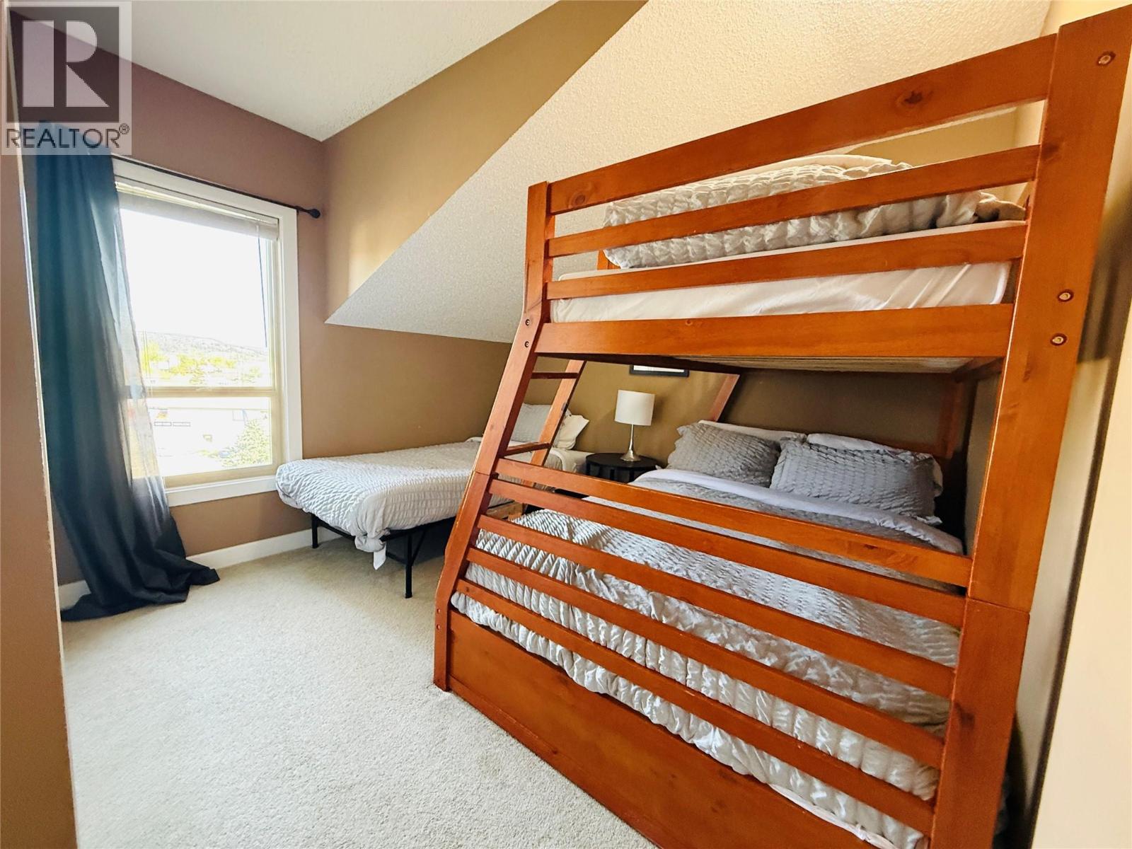 205 Third Avenue Unit# 3412, Invermere