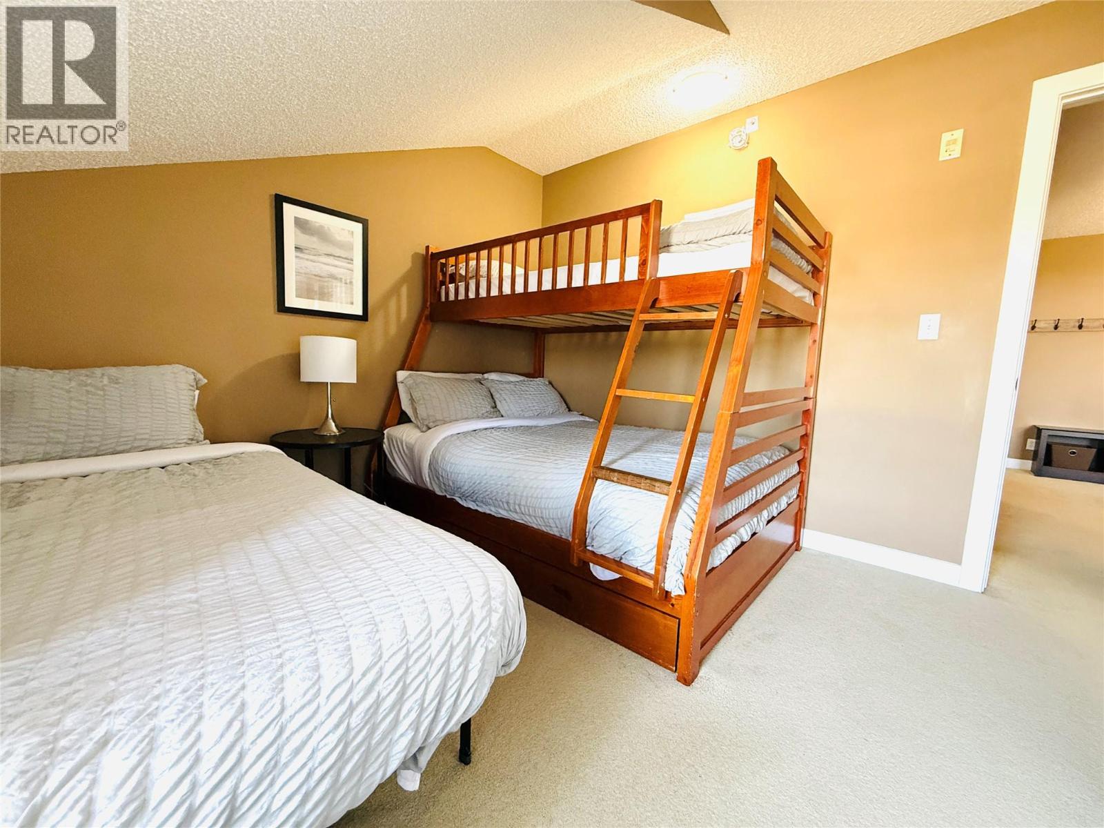205 Third Avenue Unit# 3412, Invermere