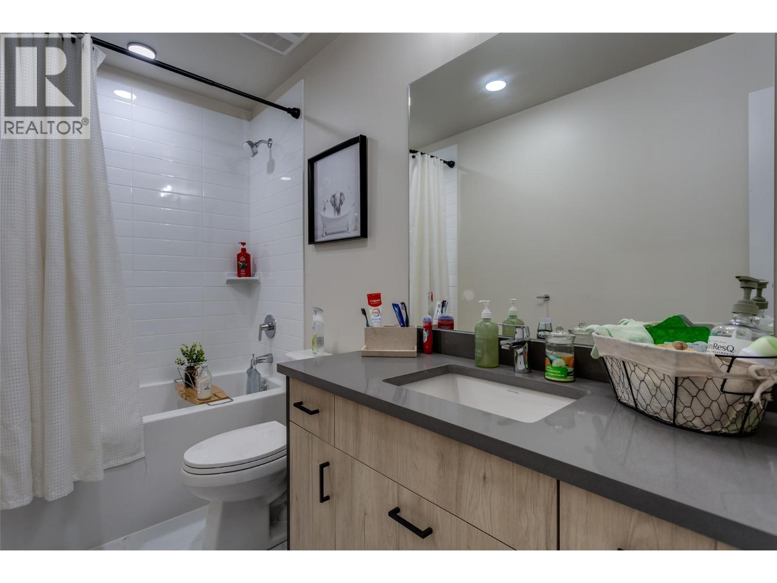 173 4025 Gellatly Road South, West Kelowna