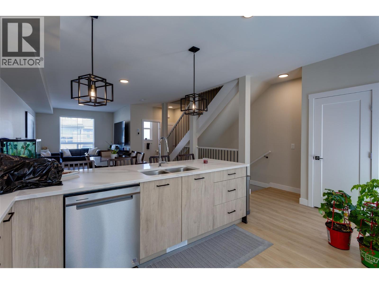 173 4025 Gellatly Road South, West Kelowna