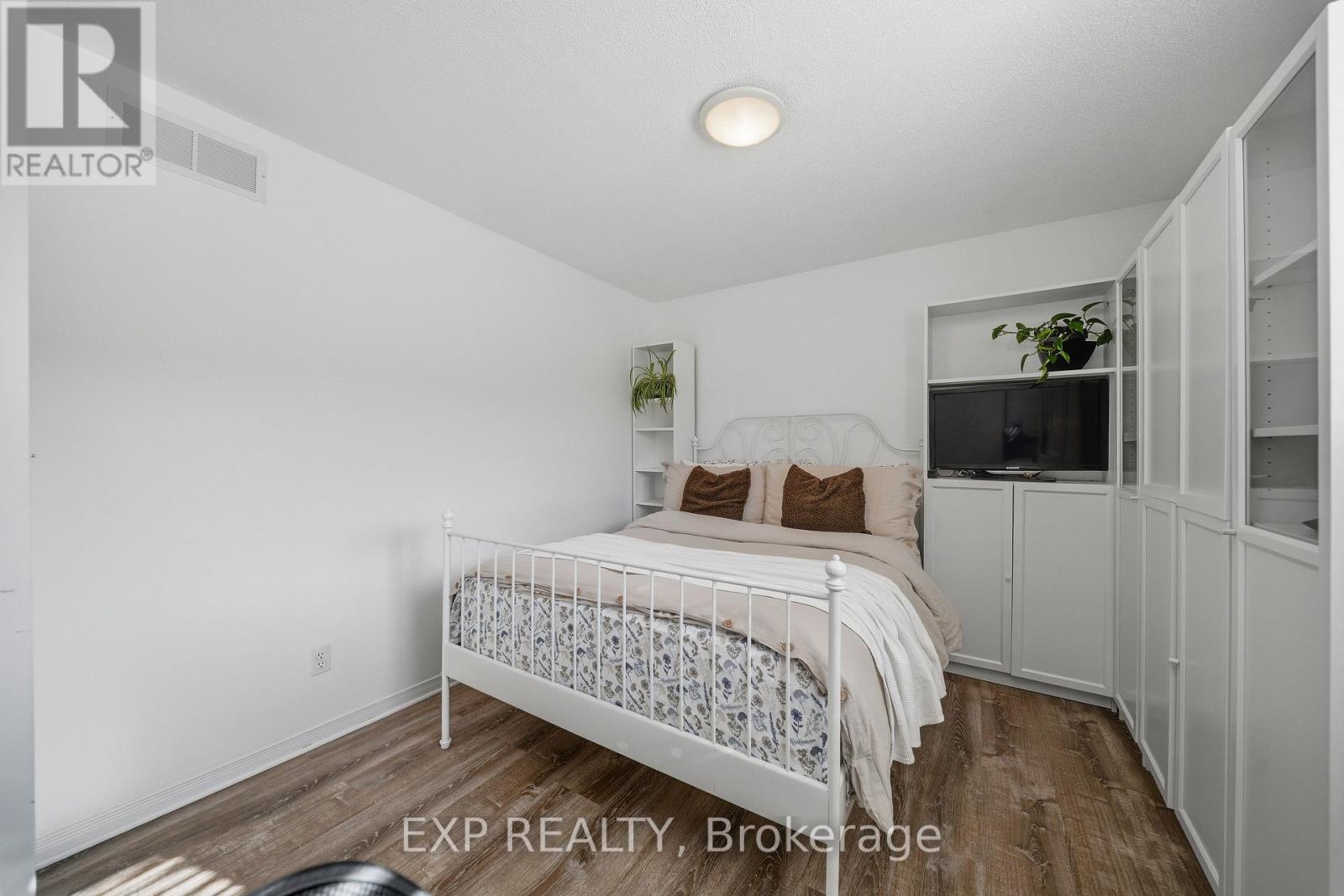 1832 LORANGER COURT - 27