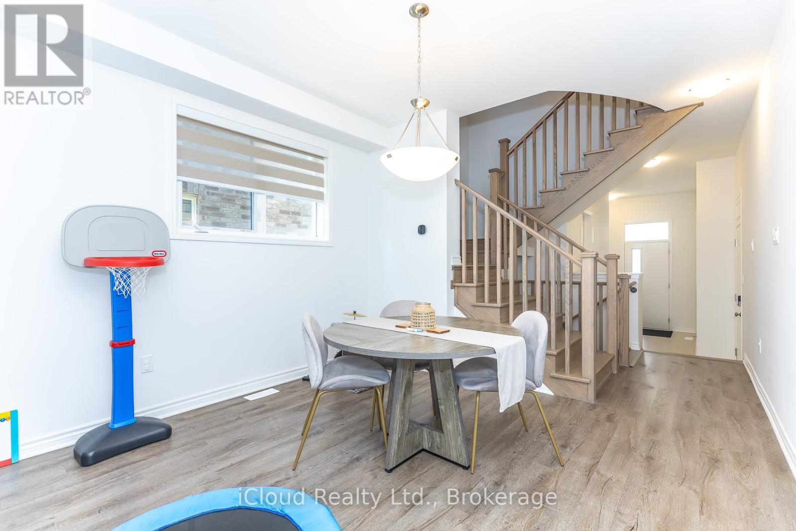 302 CALLA POINT - 8