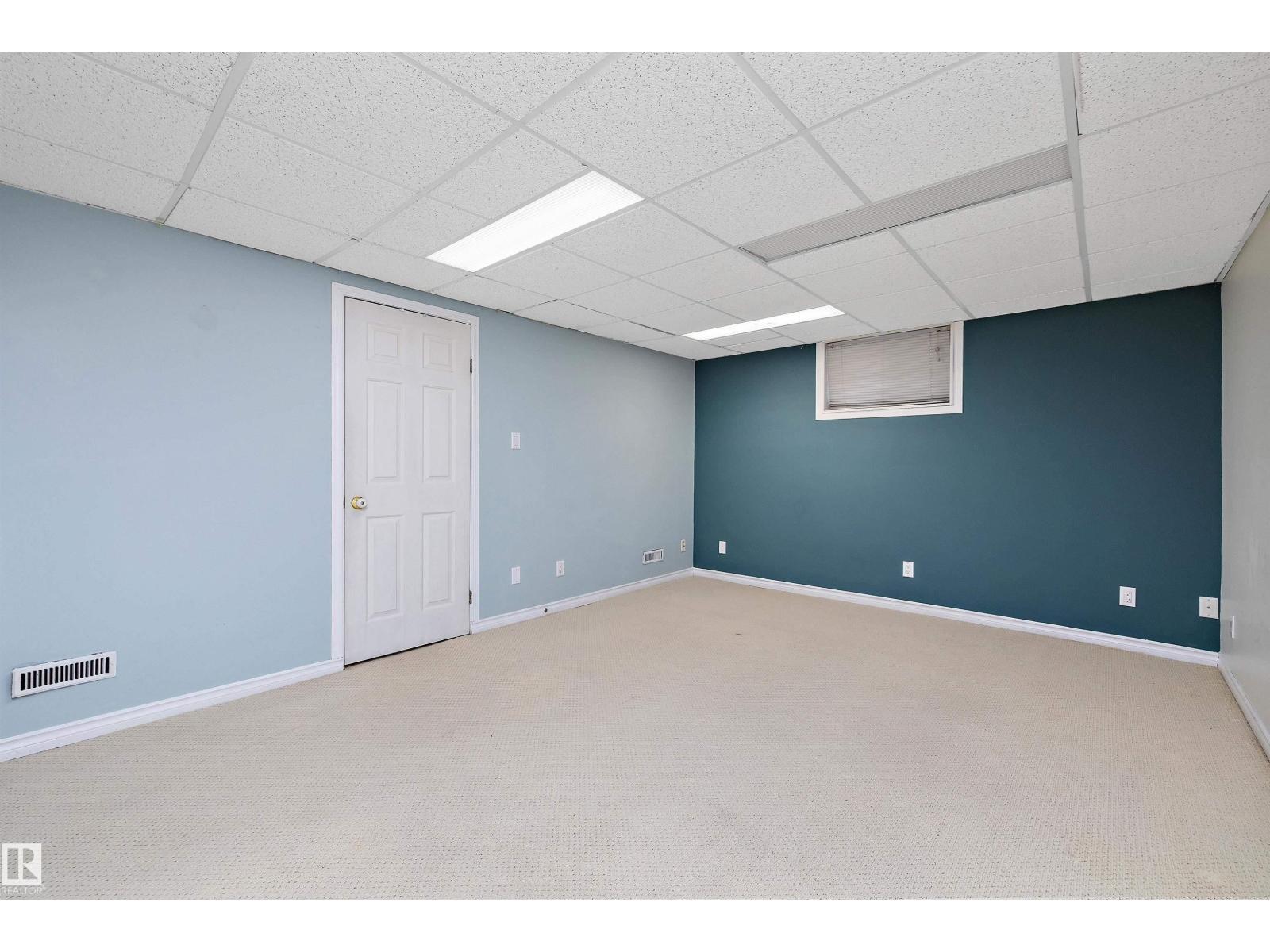 11607 141 ST NW - 29