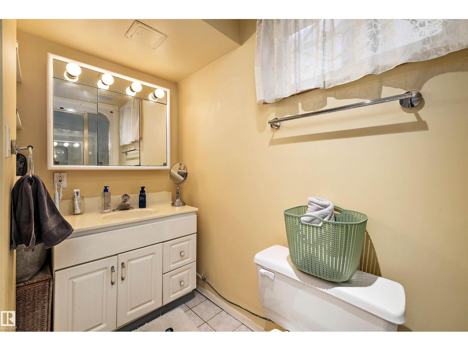 11607 141 ST NW - 31