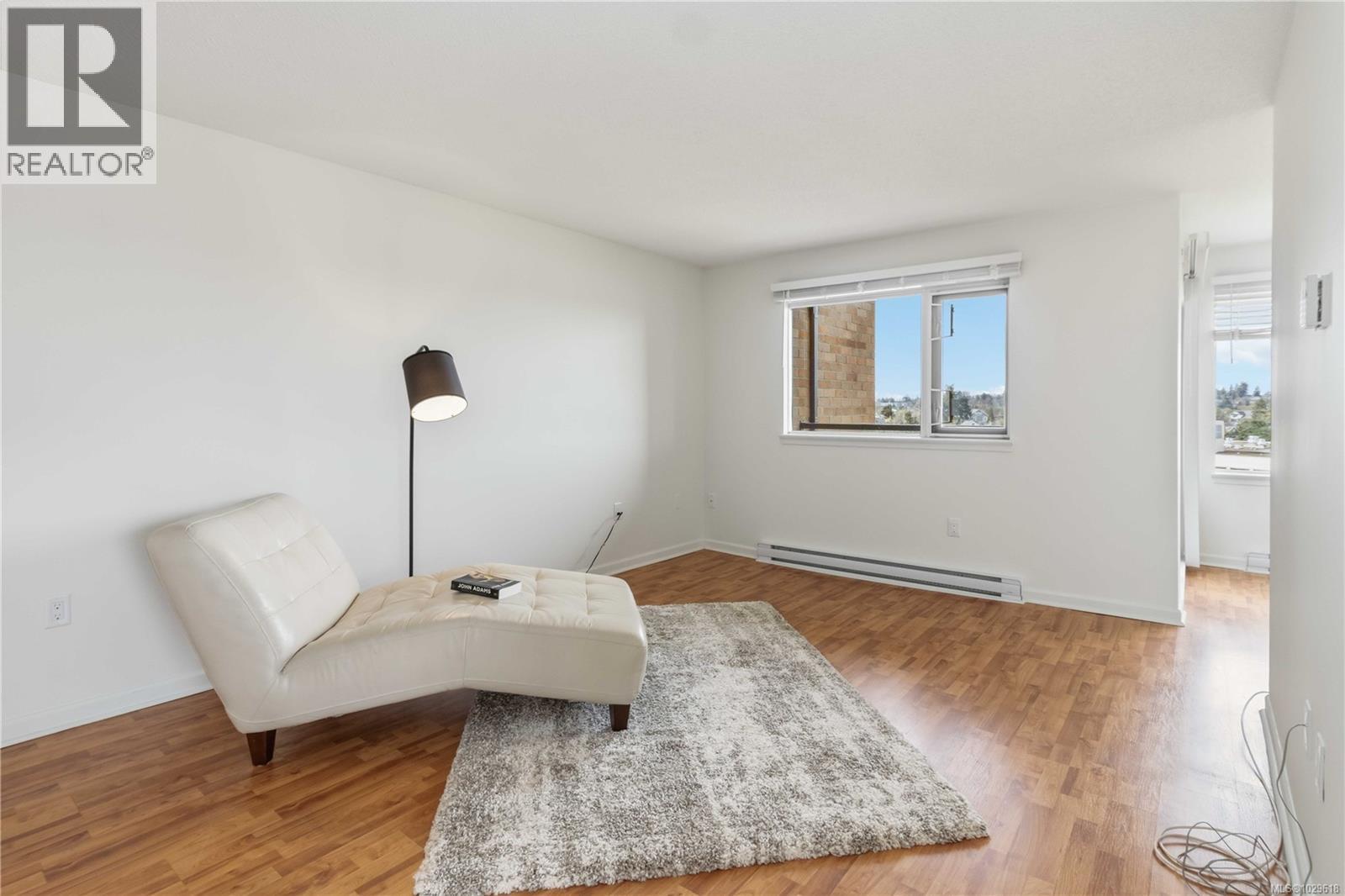 #508 103 Gorge Rd E - 5