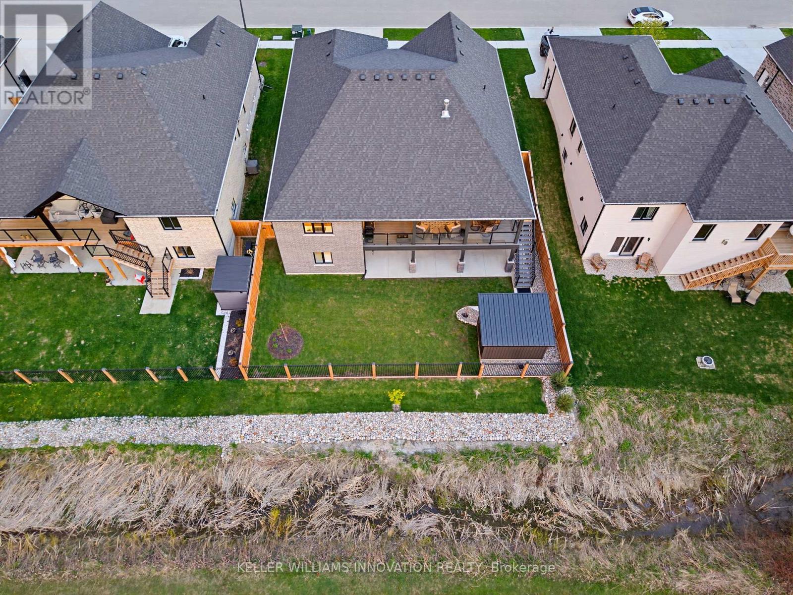 37 GILMER CRESCENT - 10