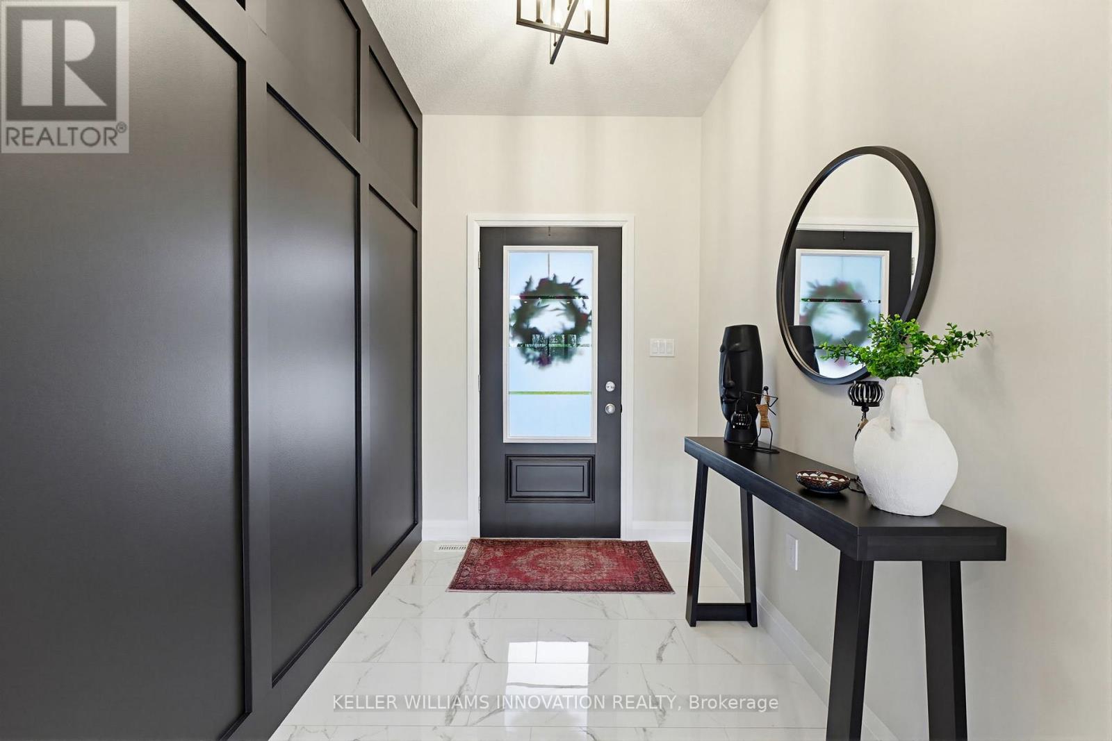 37 GILMER CRESCENT - 11
