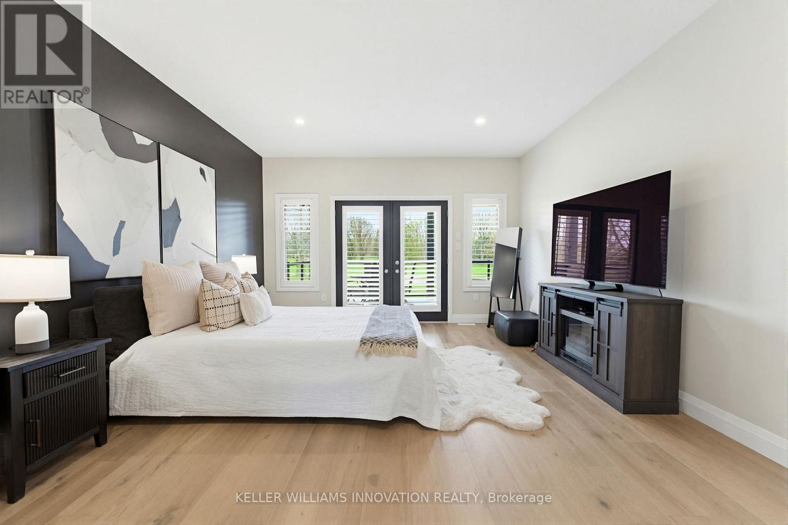 37 GILMER CRESCENT - 22