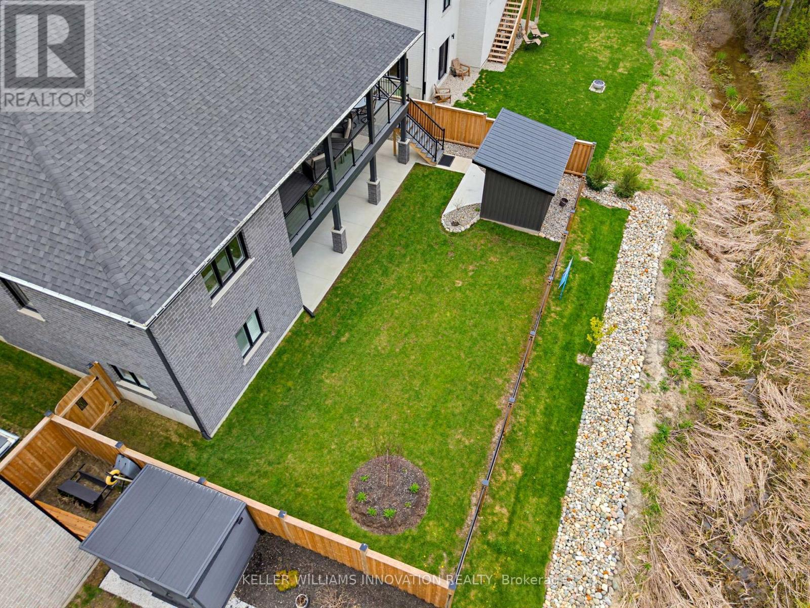 37 GILMER CRESCENT - 9