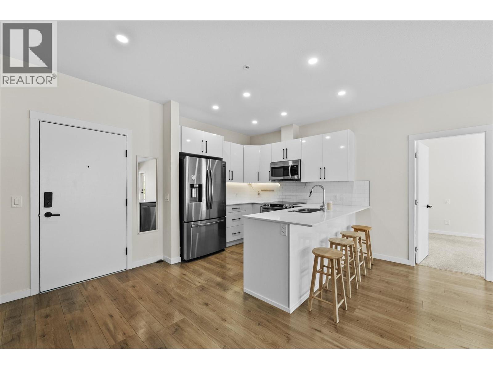 #309 1880 Hugh Allan Drive - 6